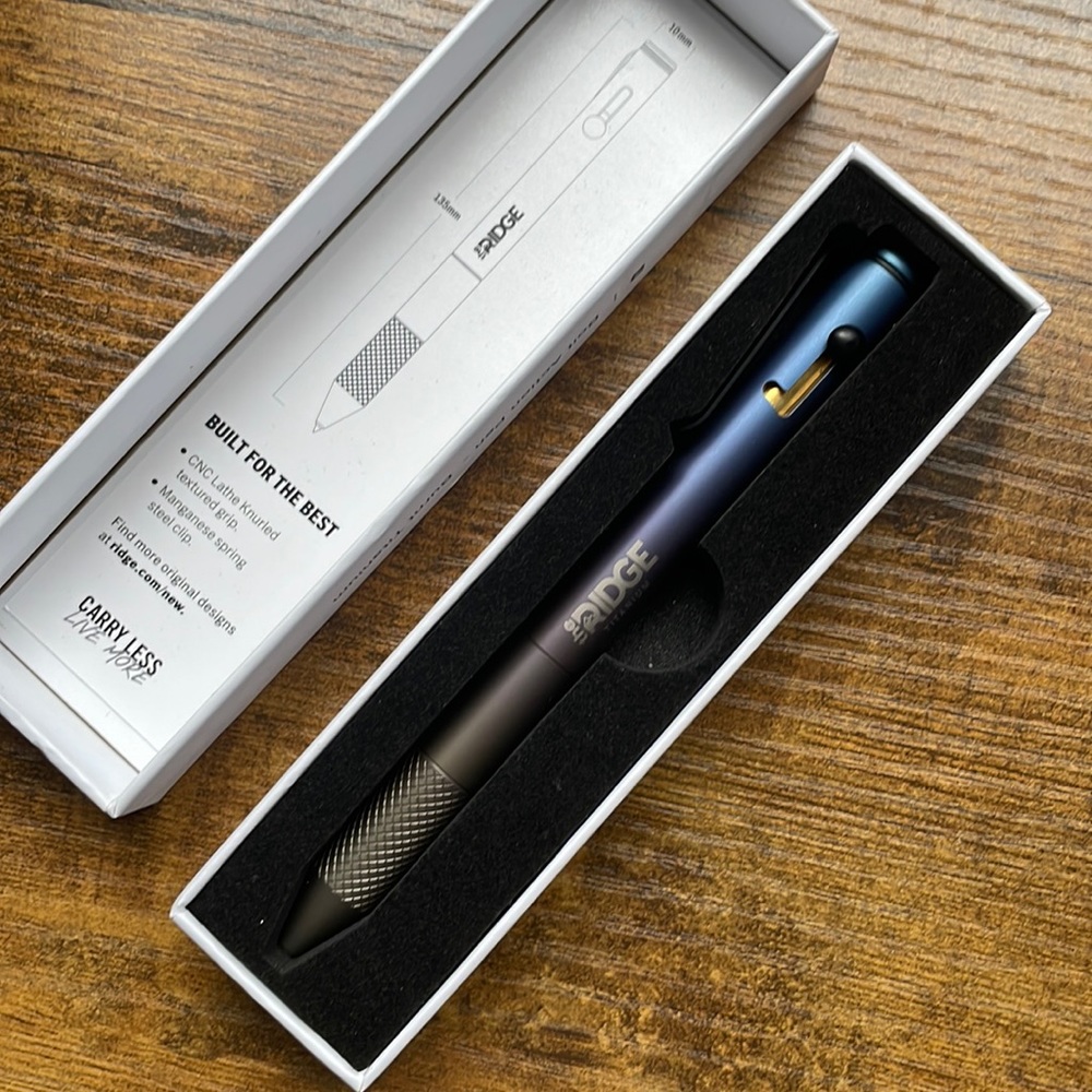 The Ridge bolt action pen in burnt titanium